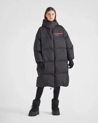 Abrigo técnico oversize de plumón Re-Nylon
