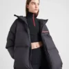 Abrigo técnico oversize de plumón Re-Nylon Abrigo técnico oversize de plumón Re-Nylon