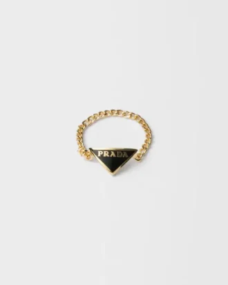 Anillo de metal esmaltado