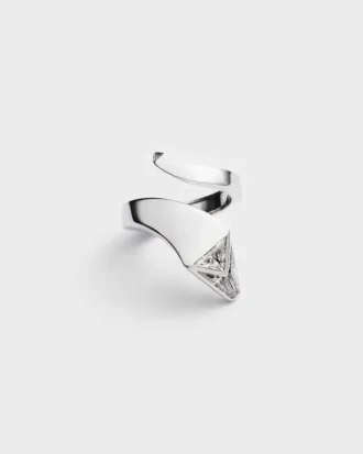 Anillo Eternal Gold Snake en oro blanco y diamantes cultivados en laboratorio