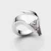 Anillo Eternal Gold Snake en oro blanco y diamantes cultivados en laboratorio Anillo Eternal Gold Snake en oro blanco y diamantes cultivados en laboratorio
