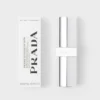 Barra de labios mate suave monocromática de Prada – O176 – Nacarat Barra de labios mate suave monocromática de Prada – O176 – Nacarat