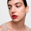 Barra de labios mate suave Prada Monochrome – R127 – Carminio