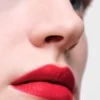 Barra de labios mate suave Prada Monochrome – R127 – Carminio
