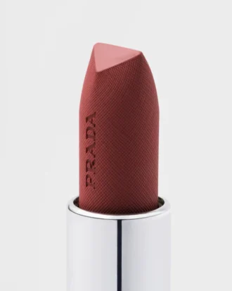 Barra de labios Prada Monochrome Hyper Matte – B03 – Mahogany Barra de labios Prada Monochrome Hyper Matte – B03 – Mahogany