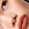 Barra de labios Prada Monochrome Hyper Matte – B05 – Fauve Barra de labios Prada Monochrome Hyper Matte – B05 – Fauve