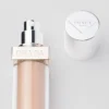 Base de maquillaje optimizadora de la piel Prada Reveal – Lw15 – Claro cálido Base de maquillaje optimizadora de la piel Prada Reveal – Lw15 – Claro cálido