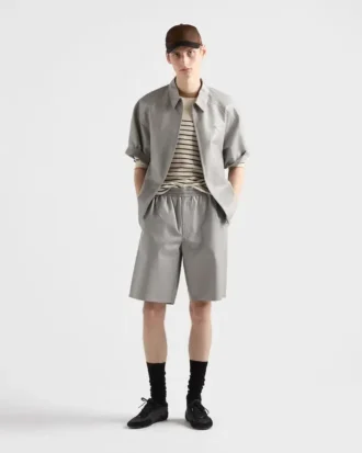 Bermudas de cuero