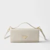 Billetera de piel Saffiano con correa para el hombro Billetera de piel Saffiano con correa para el hombro