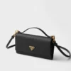 Billetera de piel Saffiano con correa para el hombro Billetera de piel Saffiano con correa para el hombro