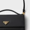 Billetera de piel Saffiano con correa para el hombro Billetera de piel Saffiano con correa para el hombro