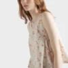 Blusa de lino con estampado floral bordado Blusa de lino con estampado floral bordado
