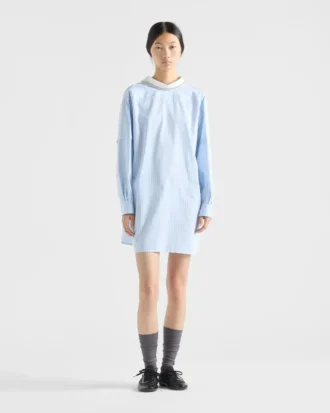 Blusa de popelín a rayas bordada