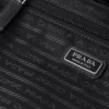Bolsa mediana con cremallera de Re-Nylon Bolsa mediana con cremallera de Re-Nylon