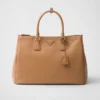 Bolso de cuero extragrande con hebilla de Prada Bolso de cuero extragrande con hebilla de Prada