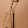 Bolso de cuero extragrande con hebilla de Prada Bolso de cuero extragrande con hebilla de Prada