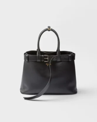 Bolso de cuero grande con hebilla y correa de Prada