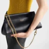 Bolso de cuero mediano Prada EnchaîNa Bolso de cuero mediano Prada EnchaîNa