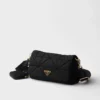 Bolso de hombro acolchado de Re-Nylon Bolso de hombro acolchado de Re-Nylon