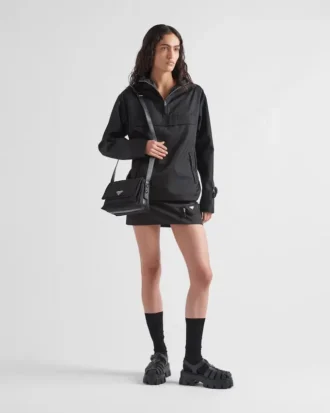 Bolso de hombro acolchado pequeño de Re-Nylon Prada Traveller