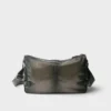 Bolso de hombro con cremallera de cuero envejecido