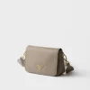 Bolso de hombro de cuero