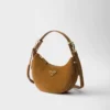 Bolso de hombro de gamuza Prada Arqua Bolso de hombro de gamuza Prada Arqua
