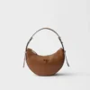 Bolso de hombro de piel Prada Arqua Mini Bolso de hombro de piel Prada Arqua Mini