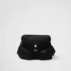 Bolso de hombro de Re-Nylon y cuero Bolso de hombro de Re-Nylon y cuero