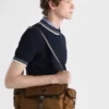 Bolso de hombro de Re-Nylon y cuero Bolso de hombro de Re-Nylon y cuero