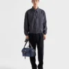 Bolso de hombro de Re-Nylon y cuero Bolso de hombro de Re-Nylon y cuero