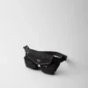 Bolso de hombro de Re-Nylon y cuero Bolso de hombro de Re-Nylon y cuero