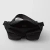 Bolso de hombro de Re-Nylon y cuero Bolso de hombro de Re-Nylon y cuero