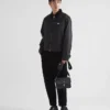 Bolso de hombro de Re-Nylon y piel Saffiano Bolso de hombro de Re-Nylon y piel Saffiano