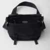 Bolso de hombro de Re-Nylon y piel Saffiano Bolso de hombro de Re-Nylon y piel Saffiano