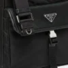 Bolso de hombro de Re-Nylon y piel Saffiano Bolso de hombro de Re-Nylon y piel Saffiano