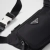 Bolso de hombro de Re-Nylon y piel Saffiano Bolso de hombro de Re-Nylon y piel Saffiano