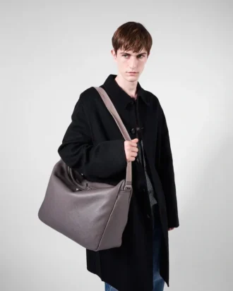 Bolso de hombro grande de cuero