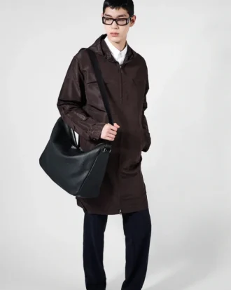 Bolso de hombro grande de cuero