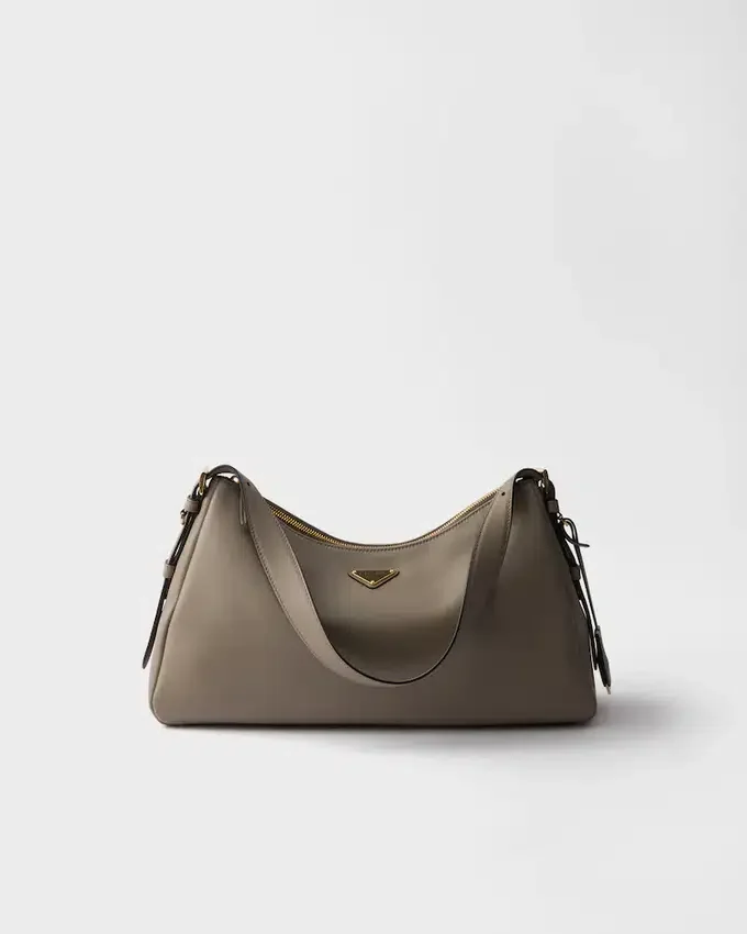 Bolso de hombro grande de cuero Prada Aimae Bolso de hombro grande de cuero Prada Aimae