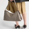 Bolso de hombro grande de cuero Prada Aimae Bolso de hombro grande de cuero Prada Aimae