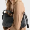 Bolso de hombro grande de cuero Prada Aimae Bolso de hombro grande de cuero Prada Aimae