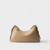 Bolso de hombro grande de cuero Prada Aimae Bolso de hombro grande de cuero Prada Aimae