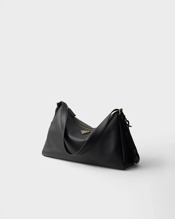 Bolso de hombro grande de cuero Prada Aimae Bolso de hombro grande de cuero Prada Aimae