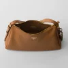 Bolso de hombro grande de cuero Prada Aimae Bolso de hombro grande de cuero Prada Aimae