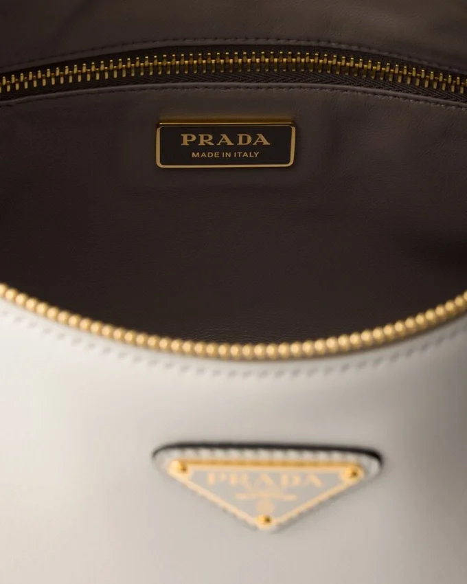 Bolso de hombro grande de cuero Prada Aimae Bolso de hombro grande de cuero Prada Aimae