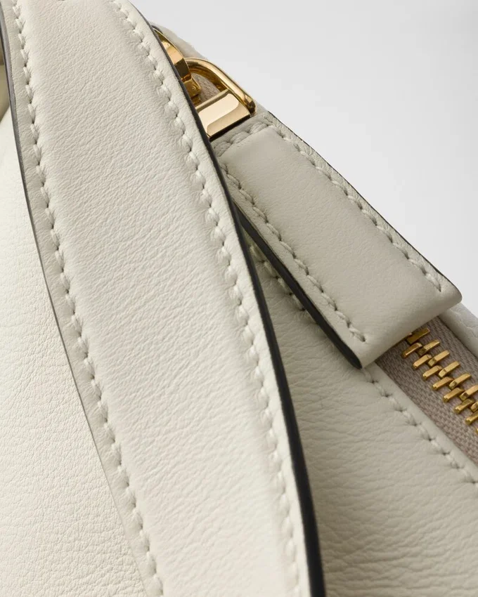 Bolso de hombro grande de cuero Prada Aimae Bolso de hombro grande de cuero Prada Aimae