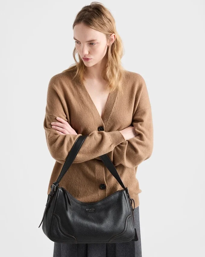 Bolso de hombro grande de cuero Prada Aimae Bolso de hombro grande de cuero Prada Aimae