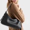 Bolso de hombro grande de cuero Prada Aimae Bolso de hombro grande de cuero Prada Aimae