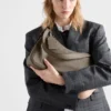 Bolso de hombro grande de cuero Prada Aimae Bolso de hombro grande de cuero Prada Aimae